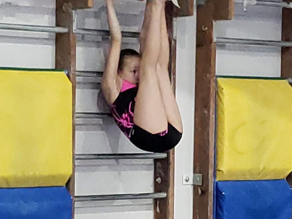 Perfector girls competitive team at Go For It USA, photo 8