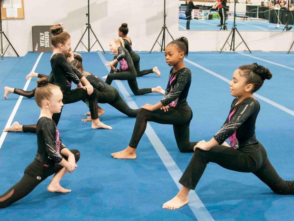 Perfector girls competitive team at Go For It USA, photo 3