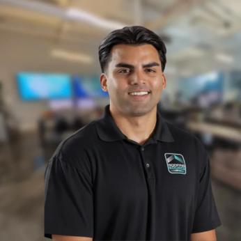 Mo Khan