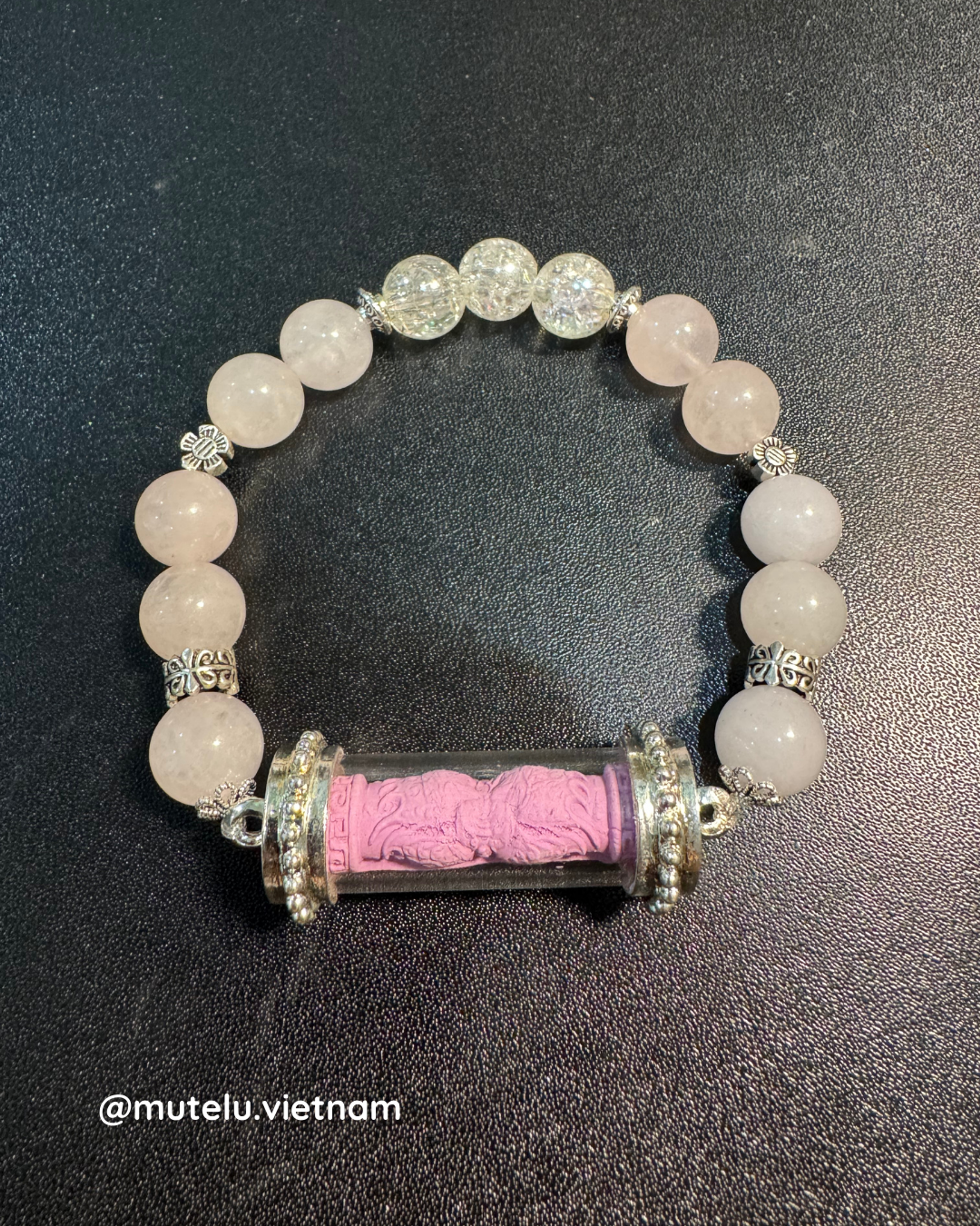 Thần Bướm Biến Hình (Thep Jamlang Phamon) - Kruba Krissana Inthawanno — 6