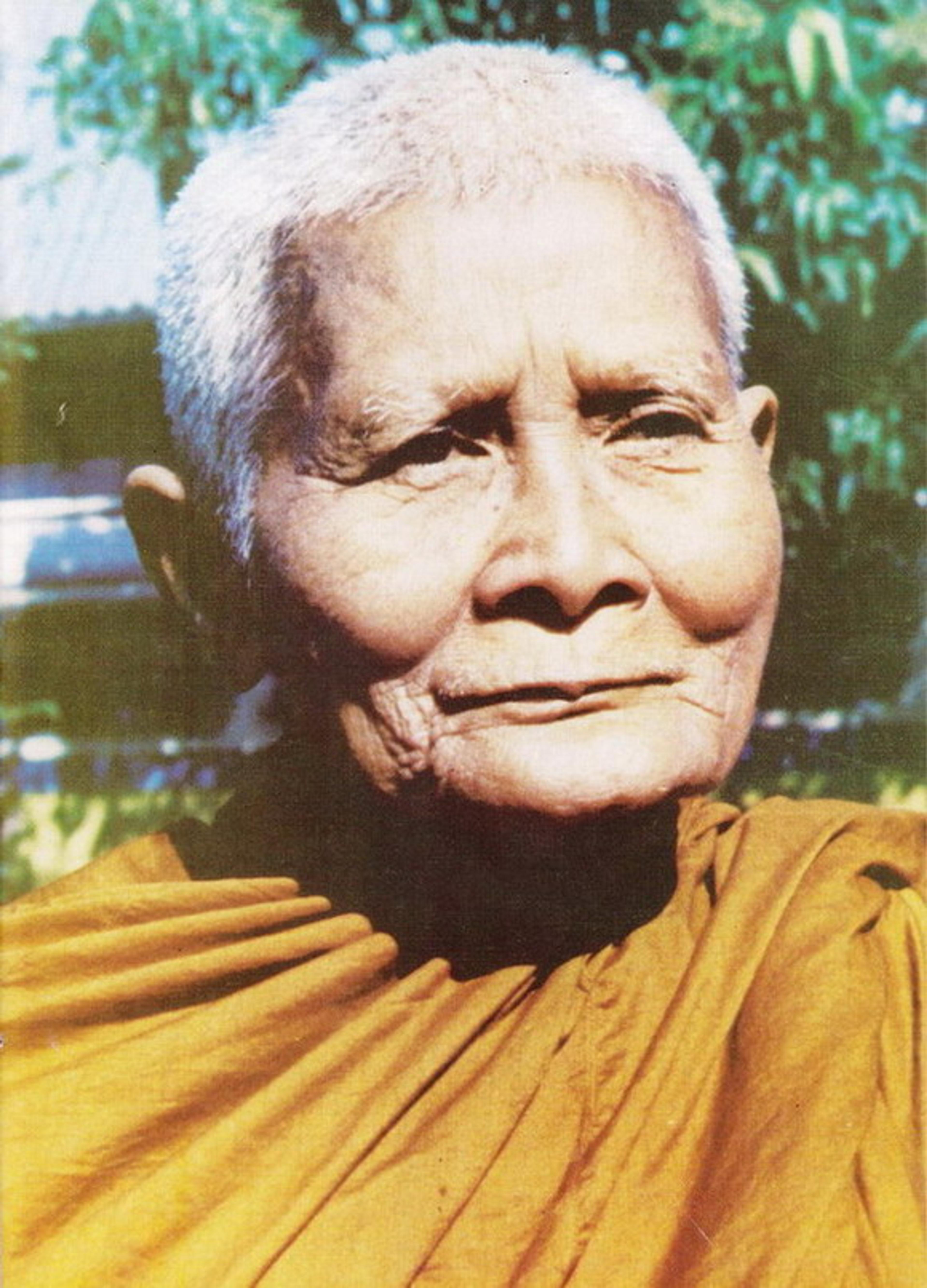 Luang Pu Waen - Wat Doi Mae Pang, Chiang Mai