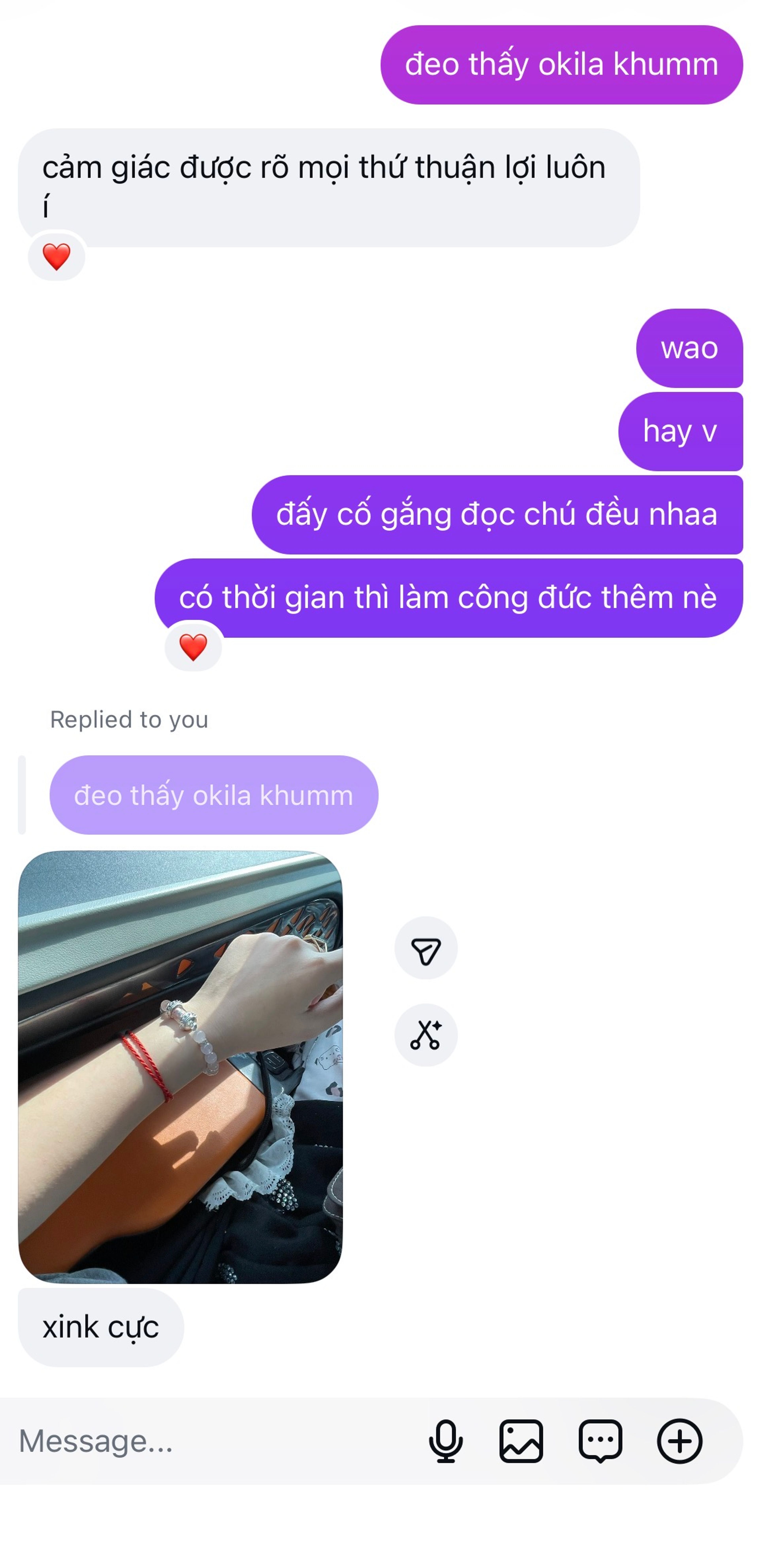 Ảnh chụp lời nhắn kèm hình khách đeo vòng Mutelu.