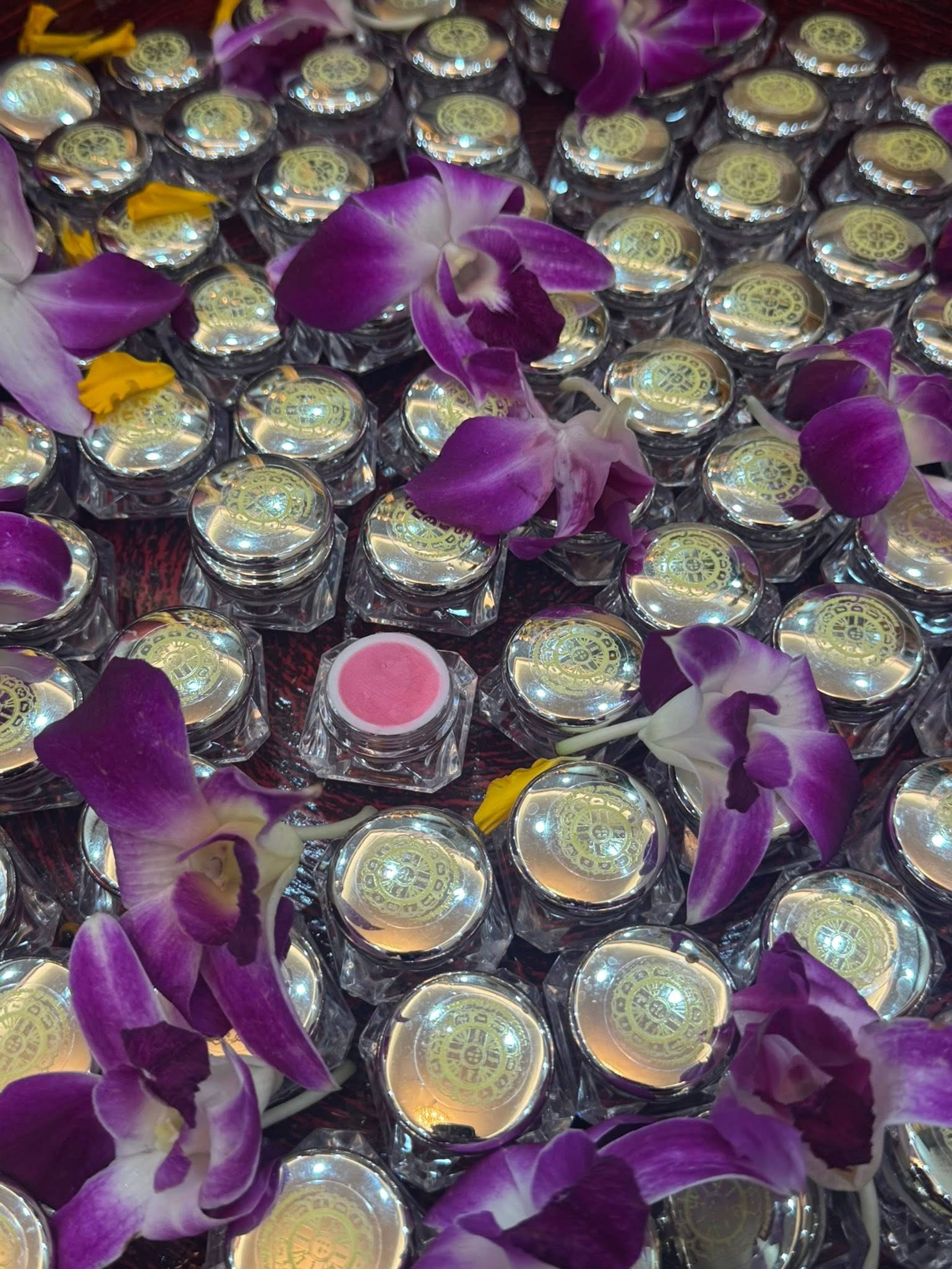 Sáp ong Kuai Mak - LP Somboon — 2