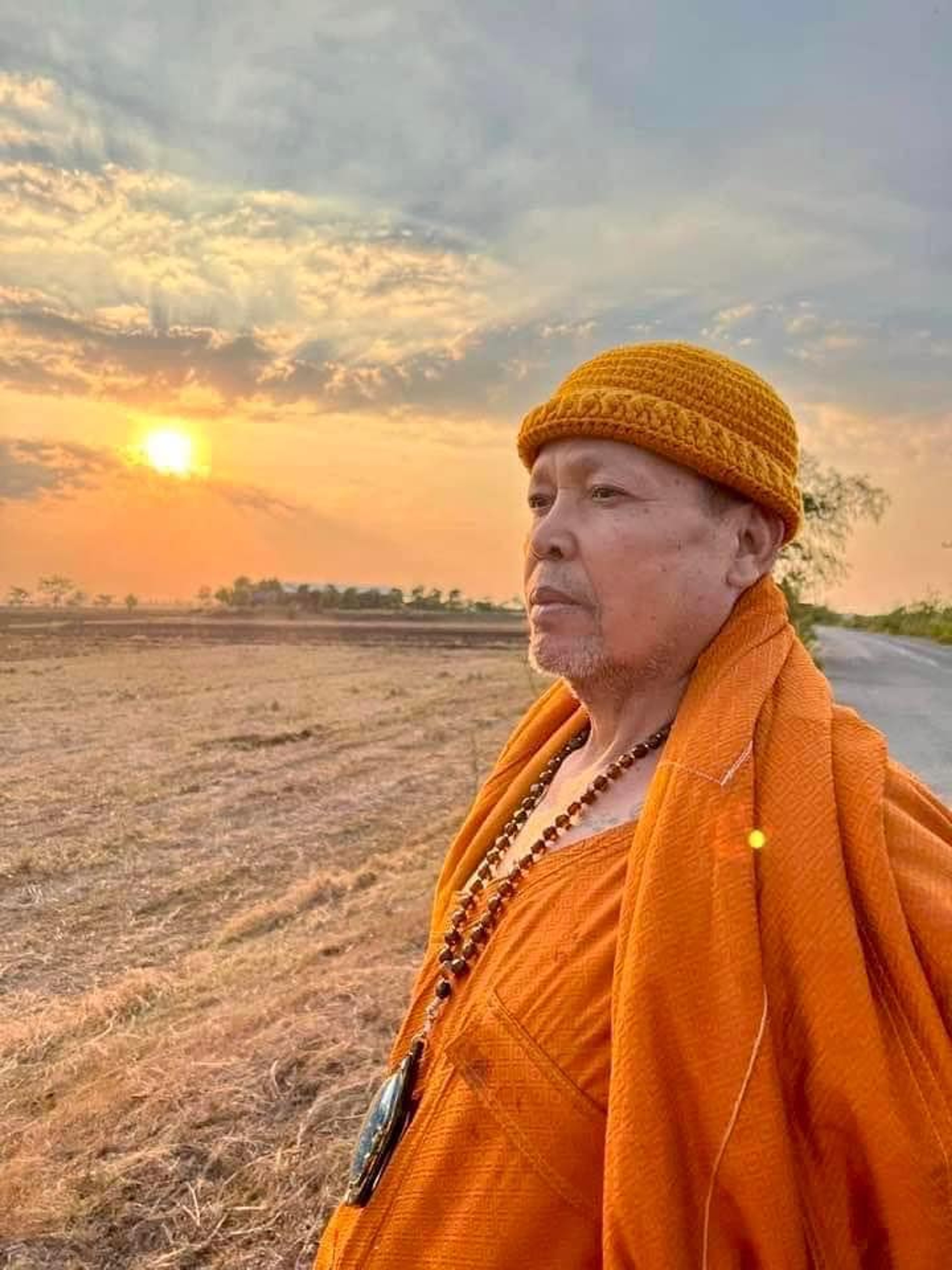 Tiểu sử của Kruba Kritsana Inthawanno - Vua Bùa Bướm