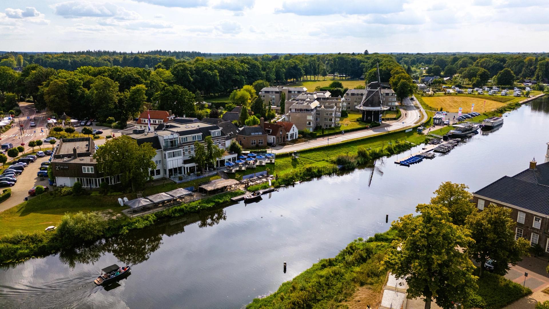 Hotel de Zon en Brasserie Bresson in Ommen. Aan de Vecht