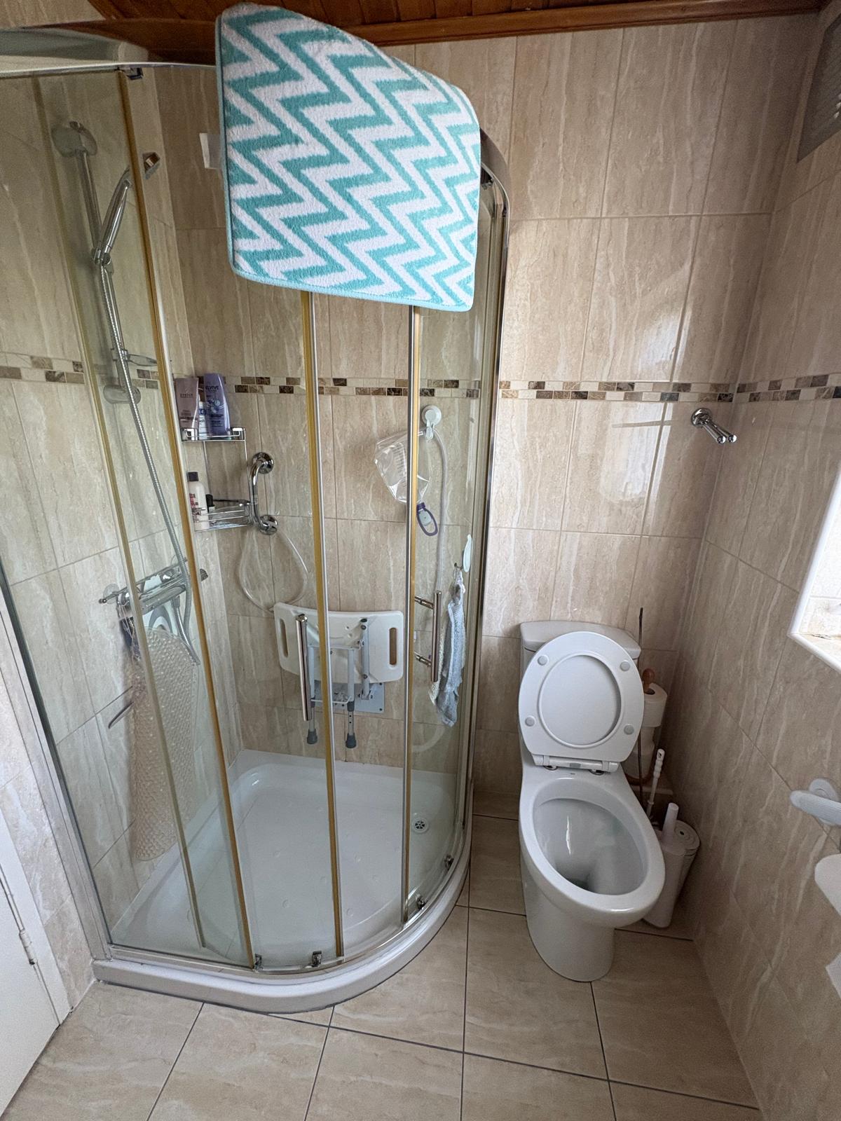 Laurel Lodge Rd, Castleknock, Dublin 15 (D15) Double Bedroom, Shared Bathroom €394/month