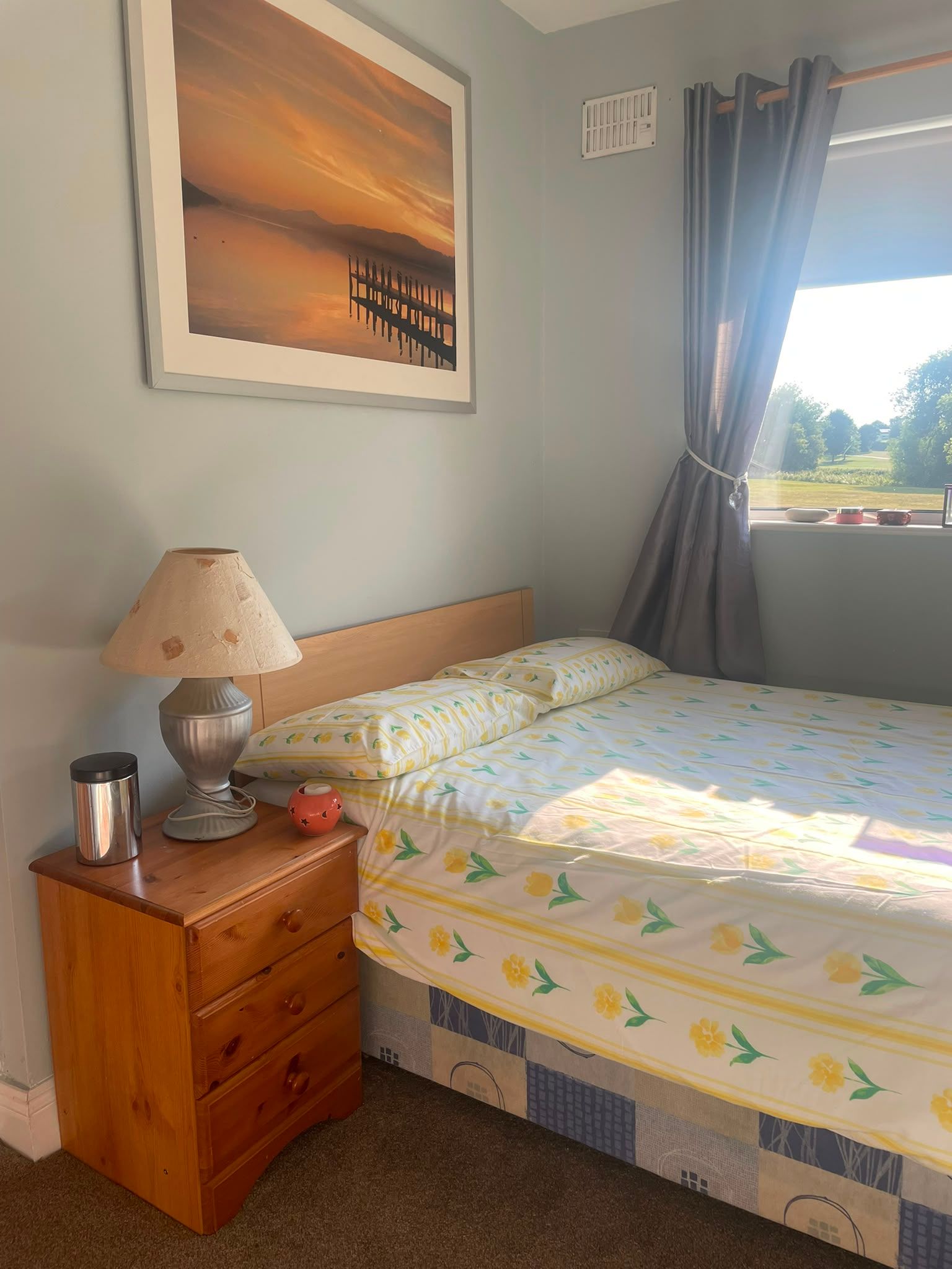 St John's. Clondalkin, Dublin 22. Double bedroom, shared bathroom. €394 p/m