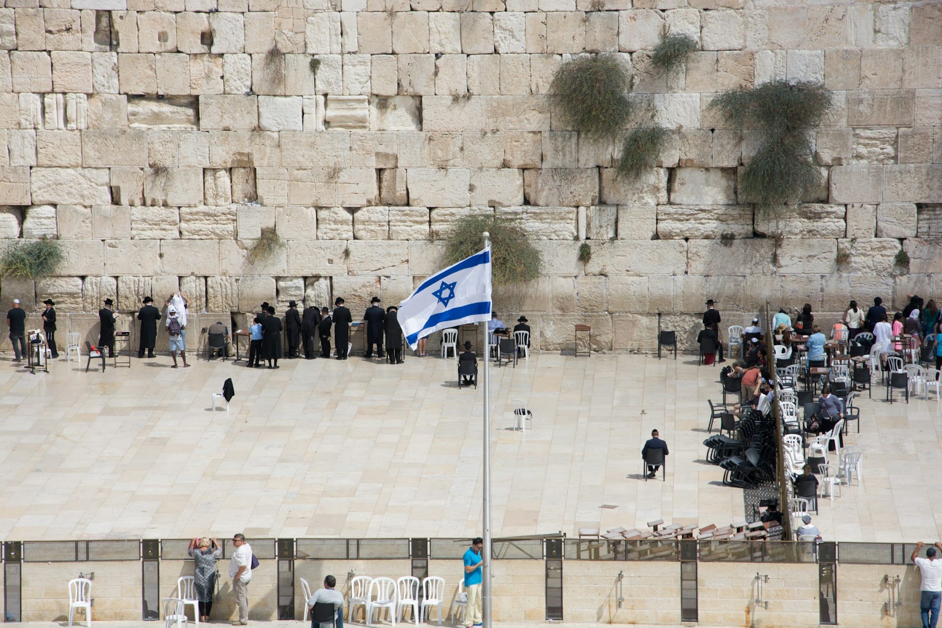 Israel election leaves Netanyahu and rival Eisenkot without majority