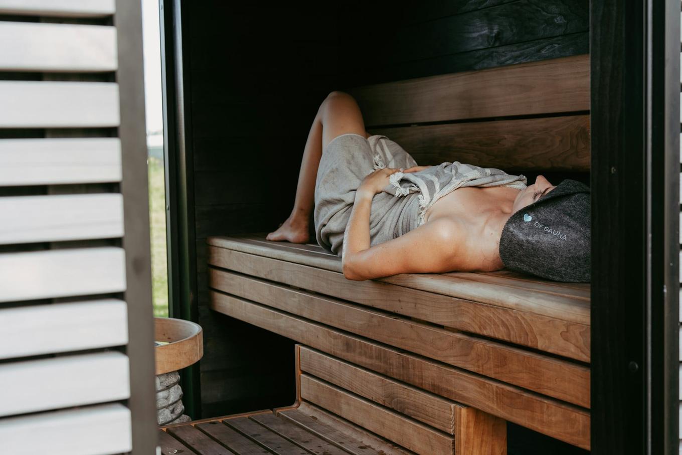 Scientists study whether sauna use helps bodies cope with heatwaves