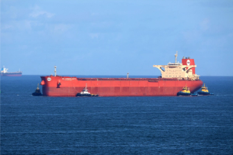 Oil tanker