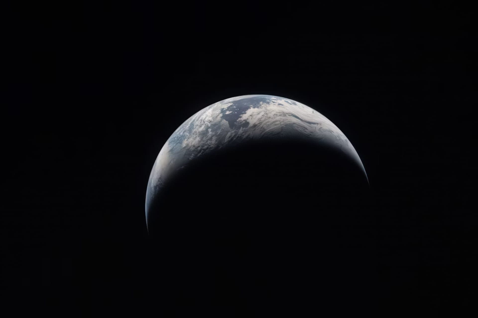 Amazon Seeks US Approval for 5,105 Satellites to Reach Phones Directly