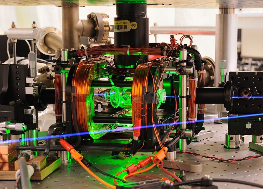 Toronto physicists confirm 'negative time' effect is physically real