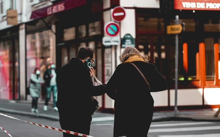 France bans unsolicited telemarketing calls, requires prior consent