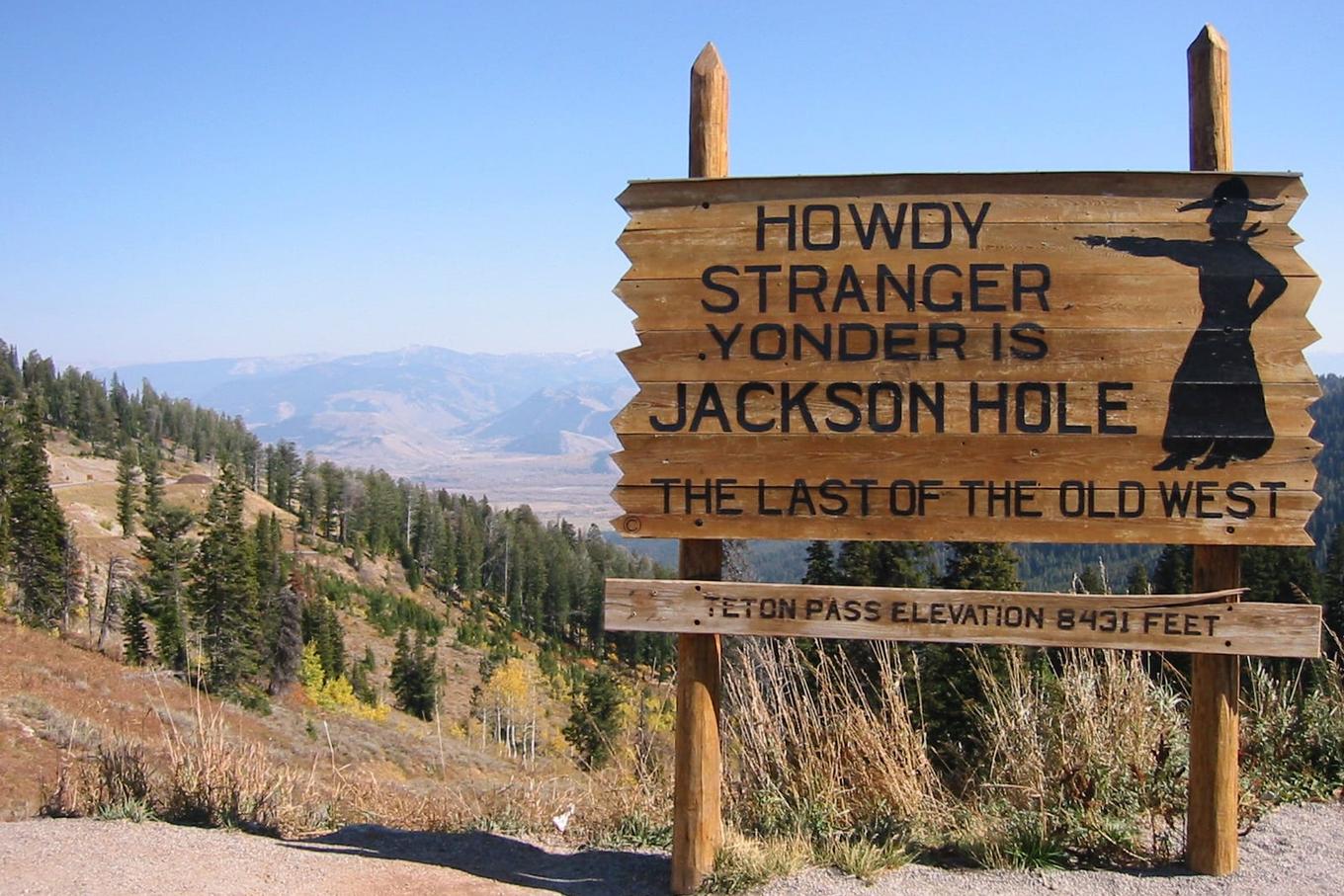 Fed's Warsh gives first Jackson Hole speech amid rate uncertainty