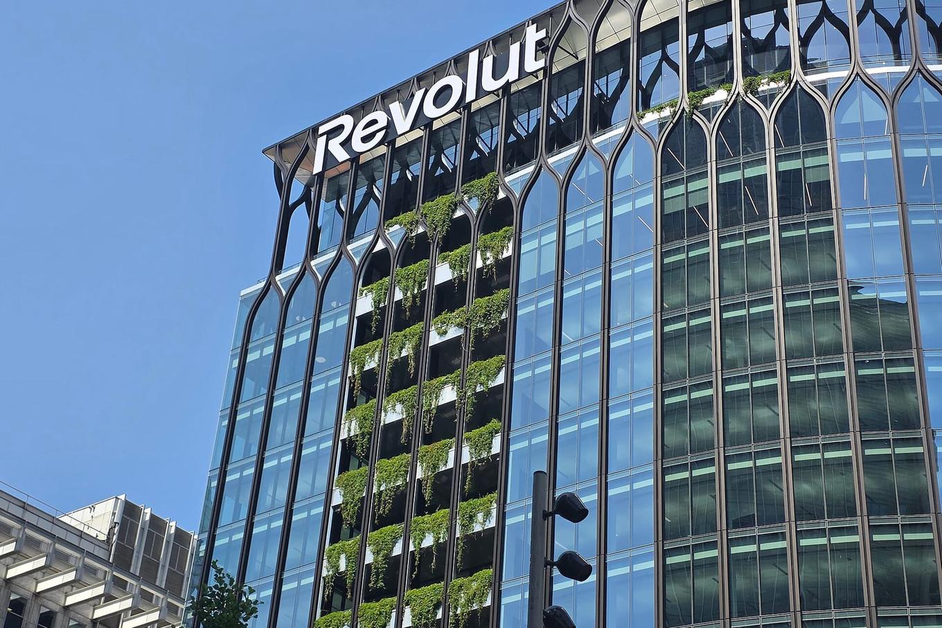 Revolut starts offering personal loans to UK customers