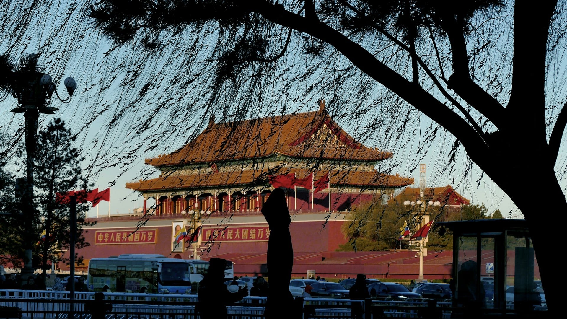 Beijing evacuates thousands as Typhoon Dolphin's remnants soak China