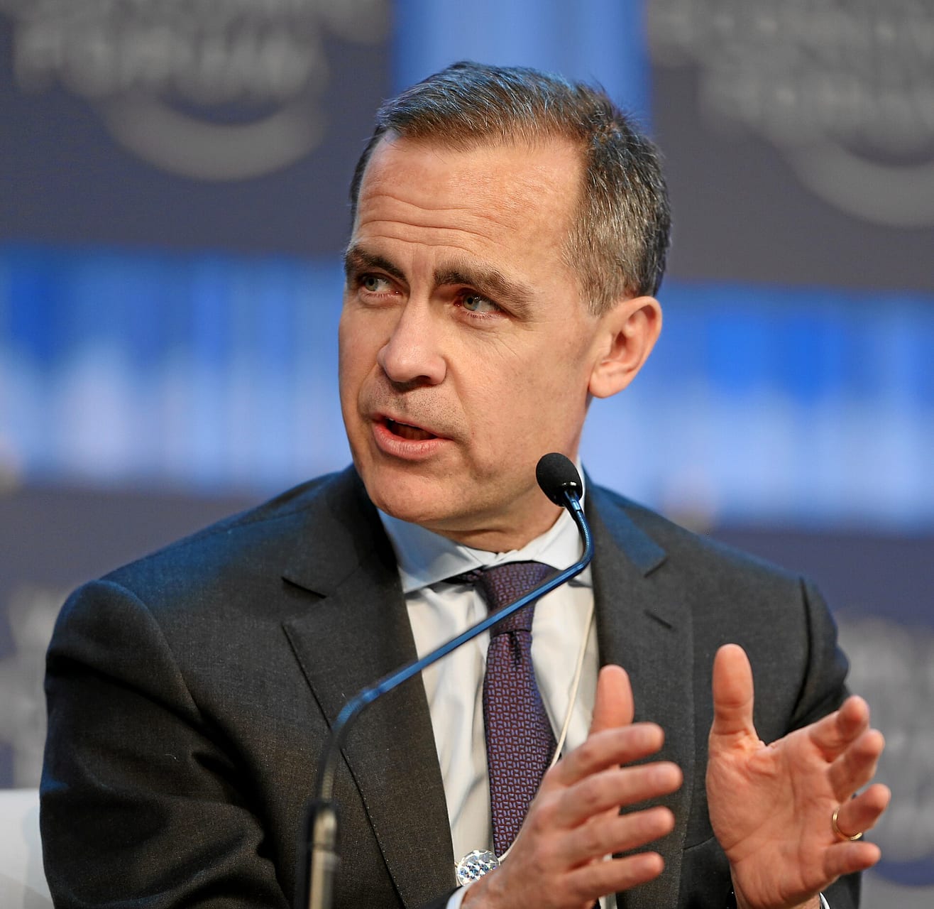 Canada Seeks C$1 Trillion in Foreign Investment at Toronto Summit