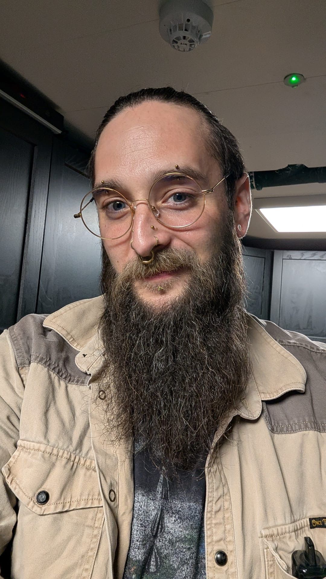 Mike, Apprentice Piercer, Front of House