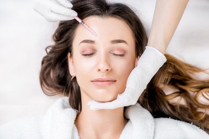 Lower Face Wrinkle relaxer: Jawline Slimming, Facial Contouring and a More Balanced Profile