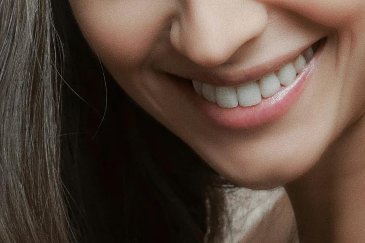 Nefertiti Lift: The Non-Surgical Neck & Jawline Rejuvenation Treatment