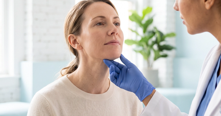 Fat-dissolving injection Double chin removal in Montreal