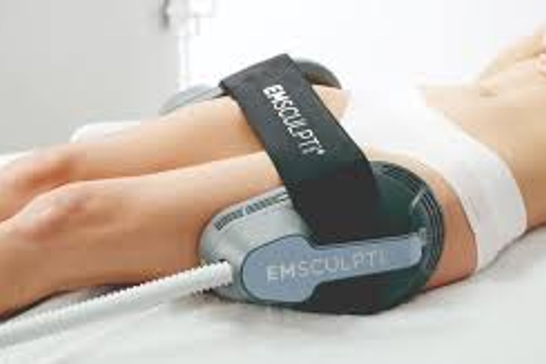 Sculpt Your Body with EMSCULPT – Now Available in Montreal
