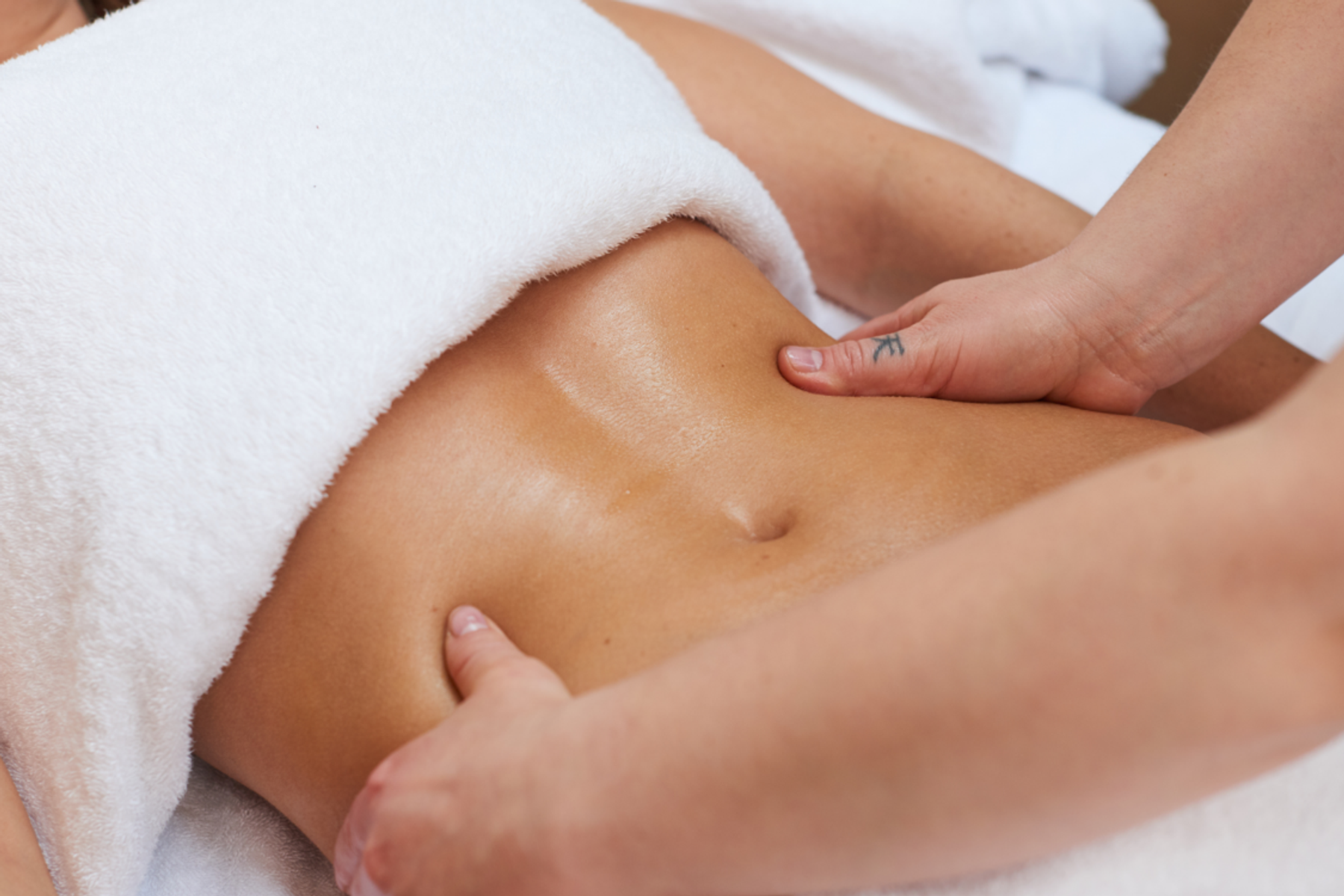 Sentez-vous plus légère, plus saine et revitalisée grâce au drainage lymphatique à la Clinique Corps Idéal