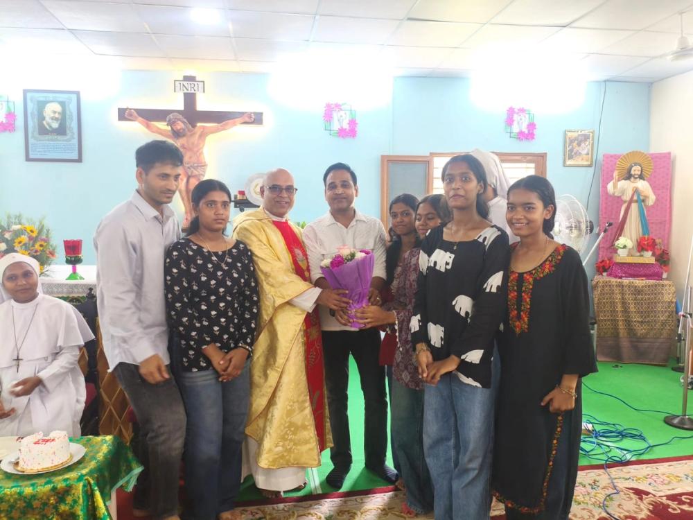 the parish community honoured Sr. Anisha CSS and Fr. Lancy Paul with a warm felicitation programme