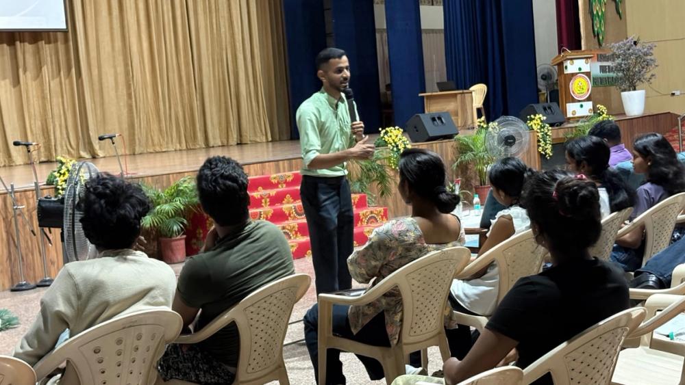 Mr. Tony Thomas of Chandigarh deanery inspiring the youth