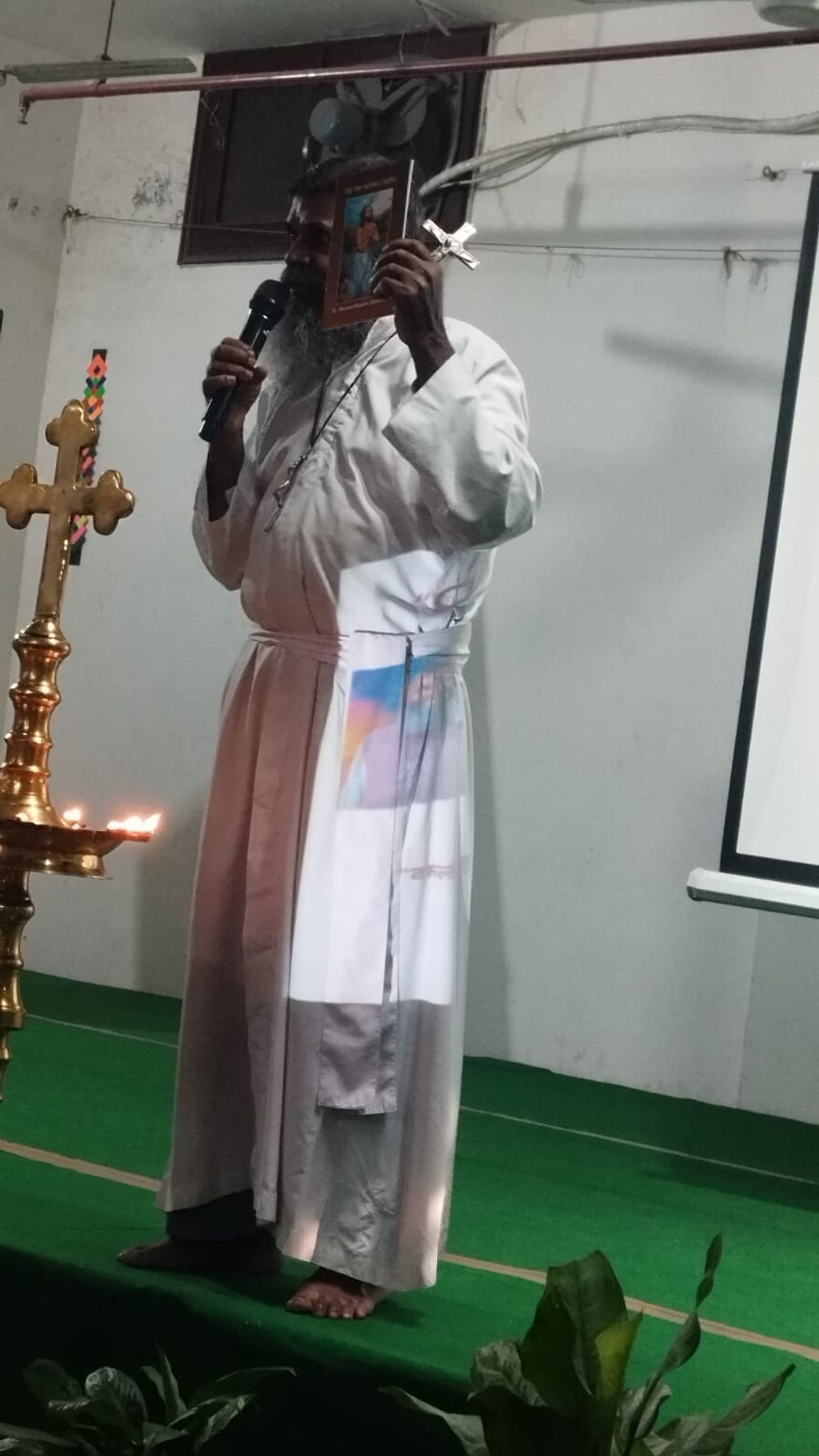 Fr. Maria Selvadas, Vicar General, spoke passionately on the Church's missionary mandate