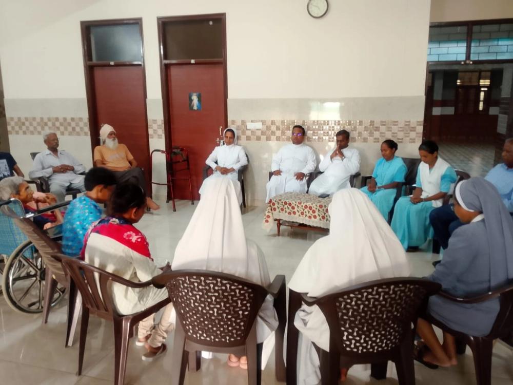 The team spent quality time through prayer, interaction, and fellowship, bringing them comfort, hope, and encouragement.