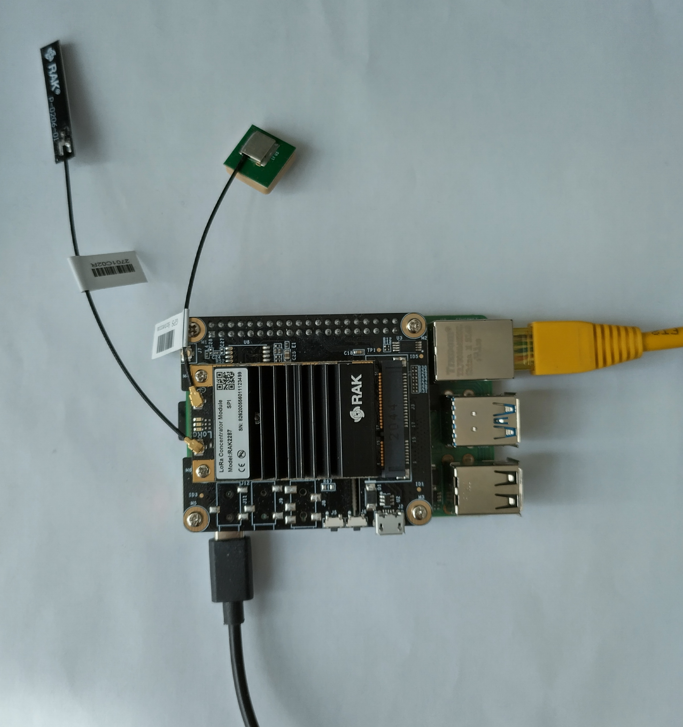 Raspberry Pi 4 and RAK2287 LoRaWAN gateway