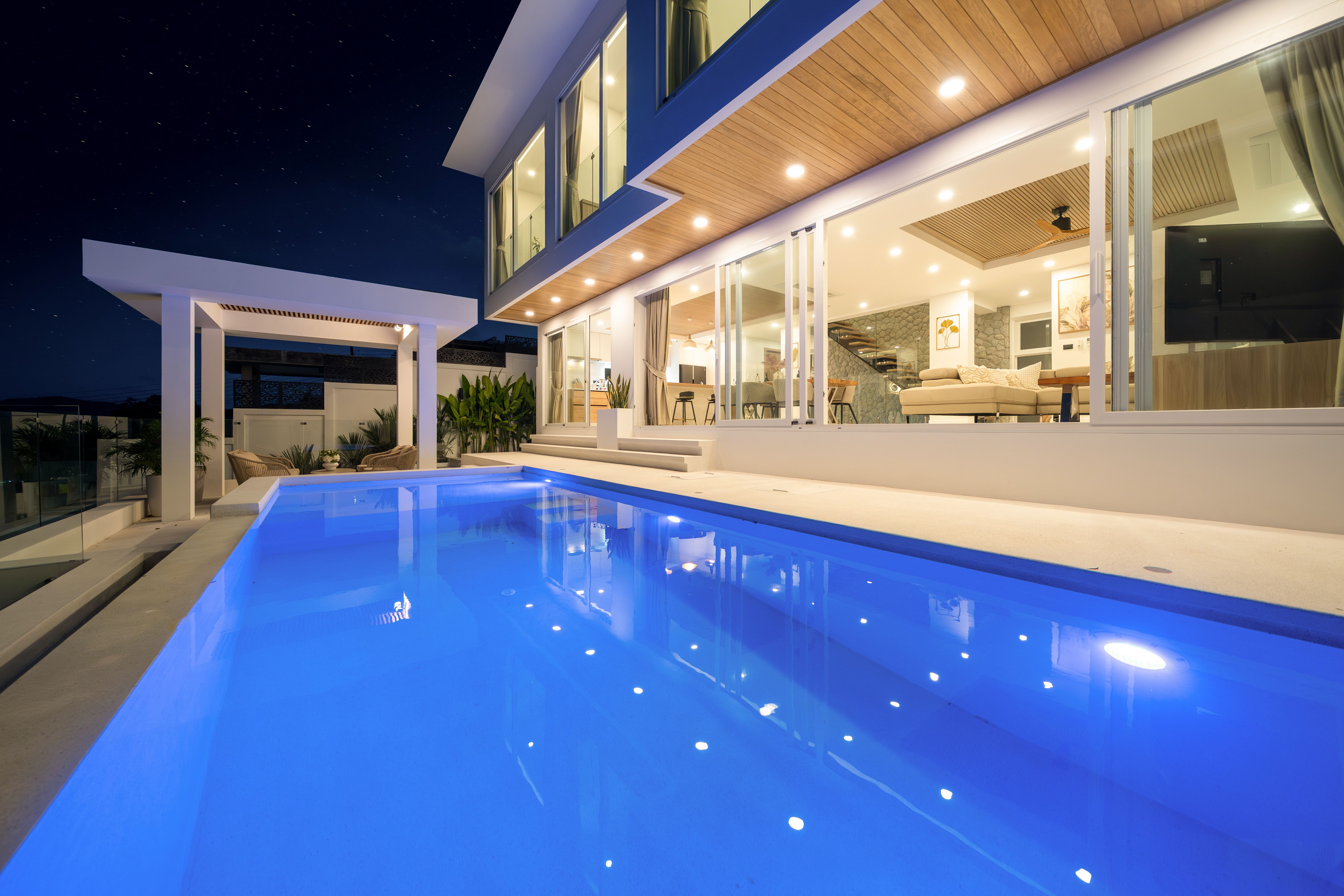 Villa Naya swimming pool