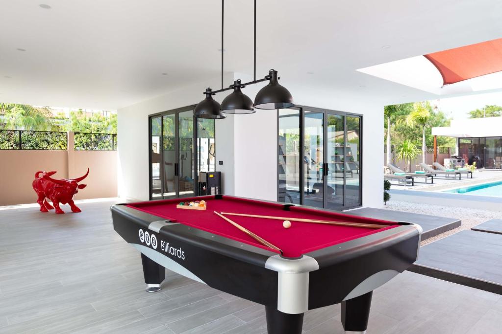 Pool living room