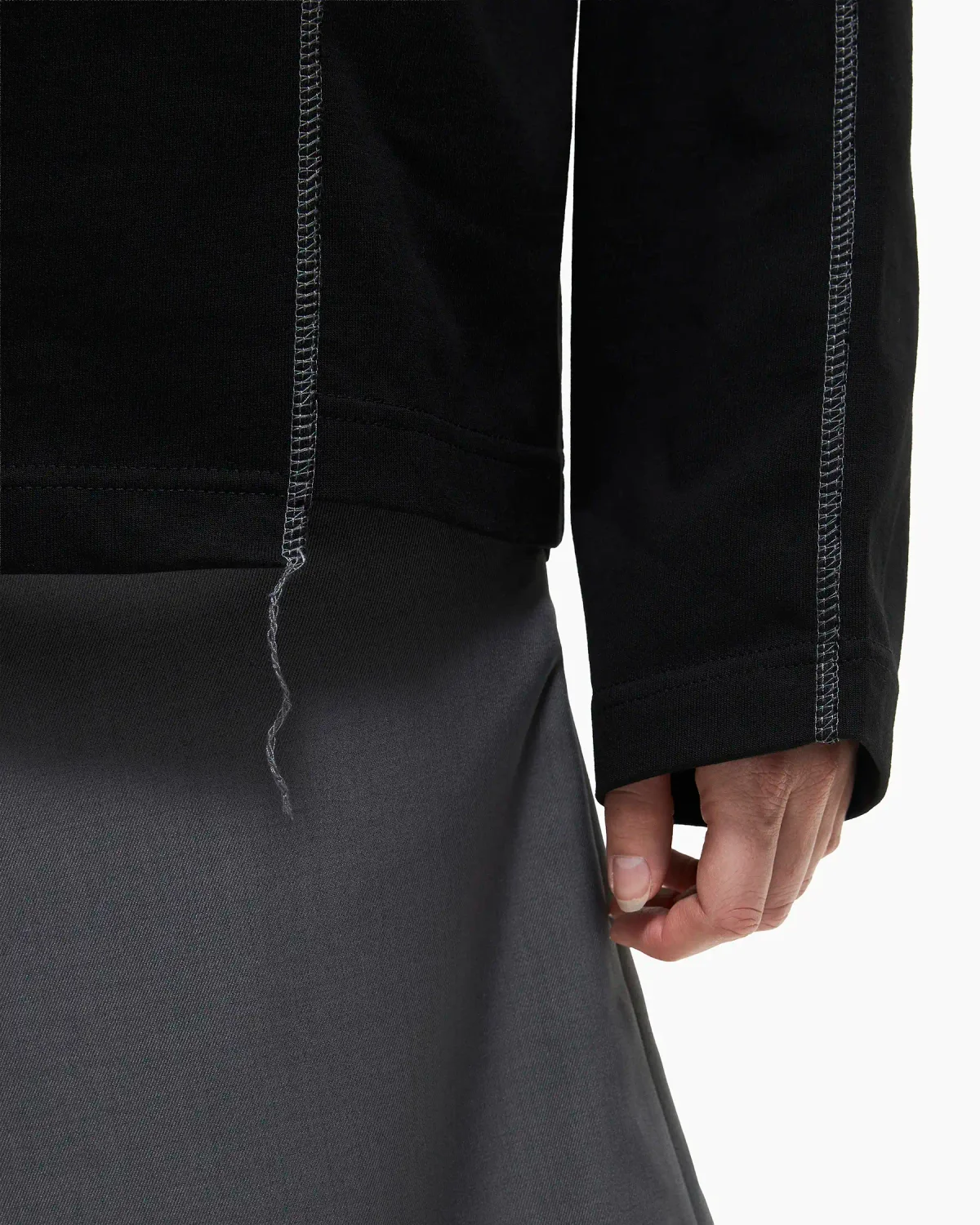 Longsleeve 'The Act of Explaining' Black