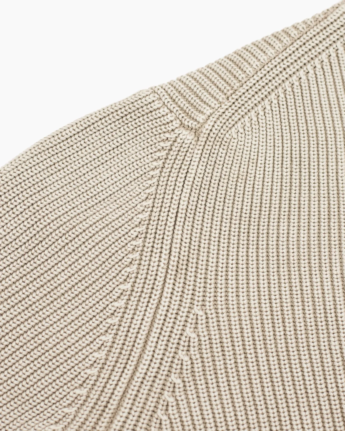 Sweater ‘Lines’ Beige