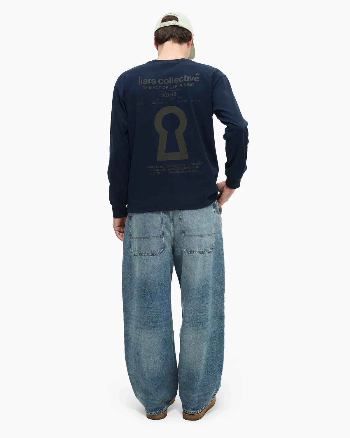 Longsleeve 'Visual Metaphor' Blue