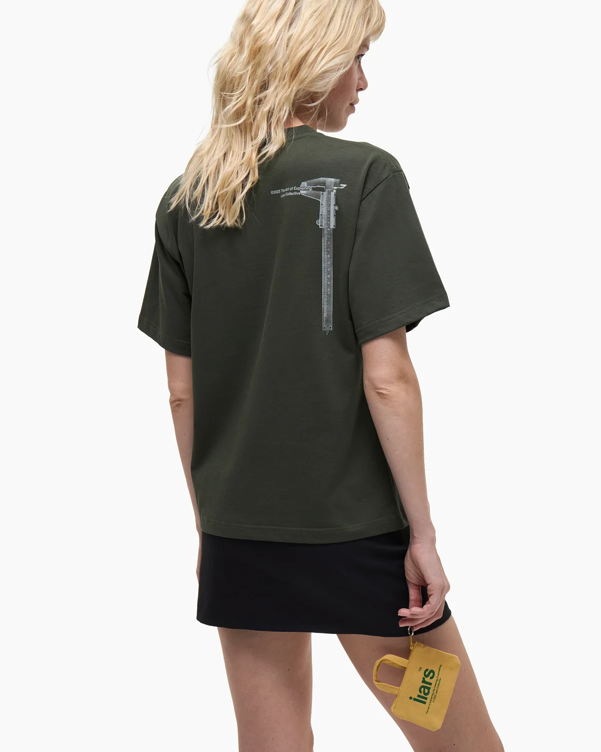 Tee 'The Act of Explaining' Green