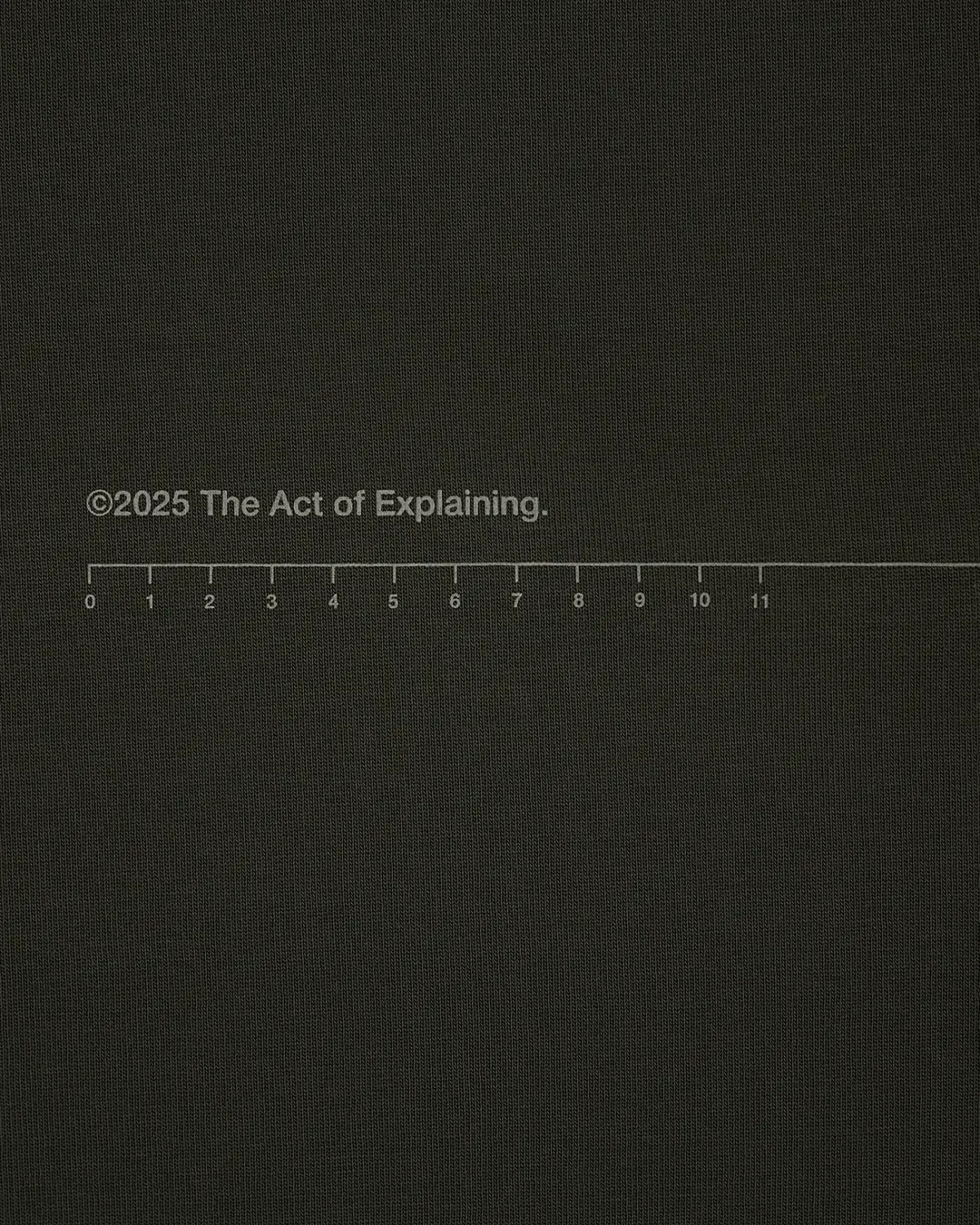 Tee 'The Act of Explaining' Green