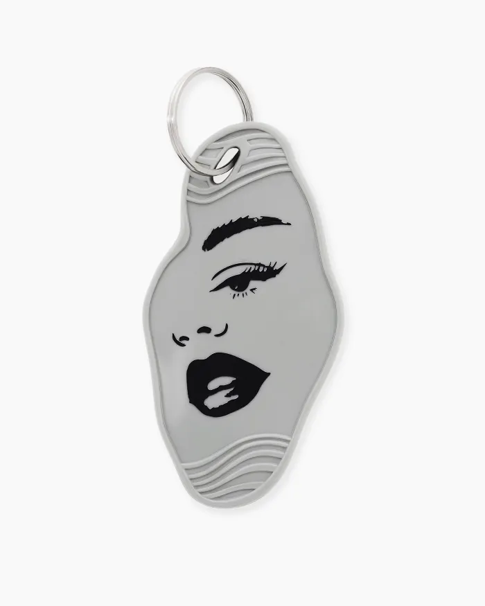 Warp Hotel Tag 'Selfish?' Gray