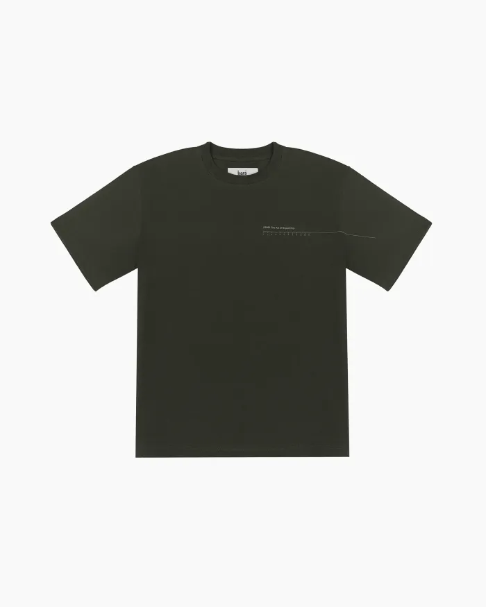 Tee 'The Act of Explaining' Green