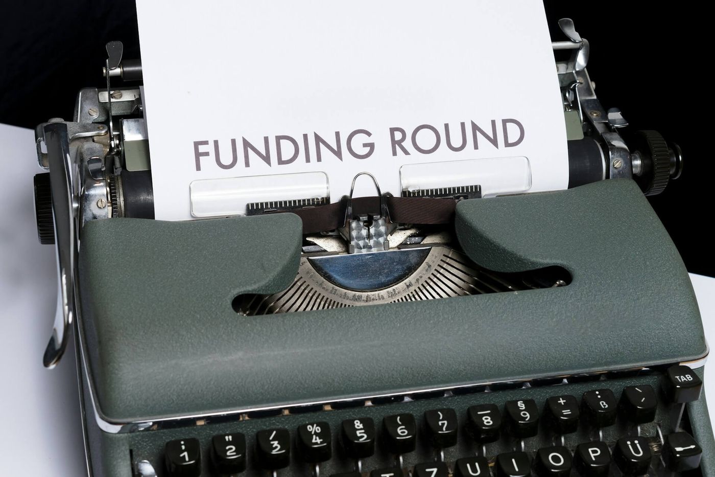 timing the funding round when boostrapping a startup
