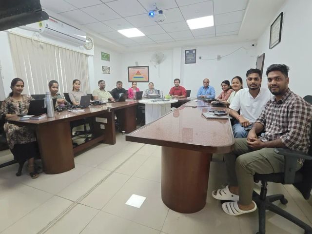 Deejay Farms โ Advanced Microsoft Excel & PowerPoint training, photo 1