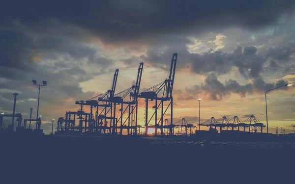 Container Freight Station (CFS) Charges for Imports: Cost Breakdown 2025