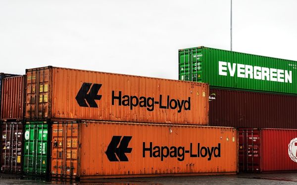 China to India Shipping Time: Sea, Air & Express Options 2025