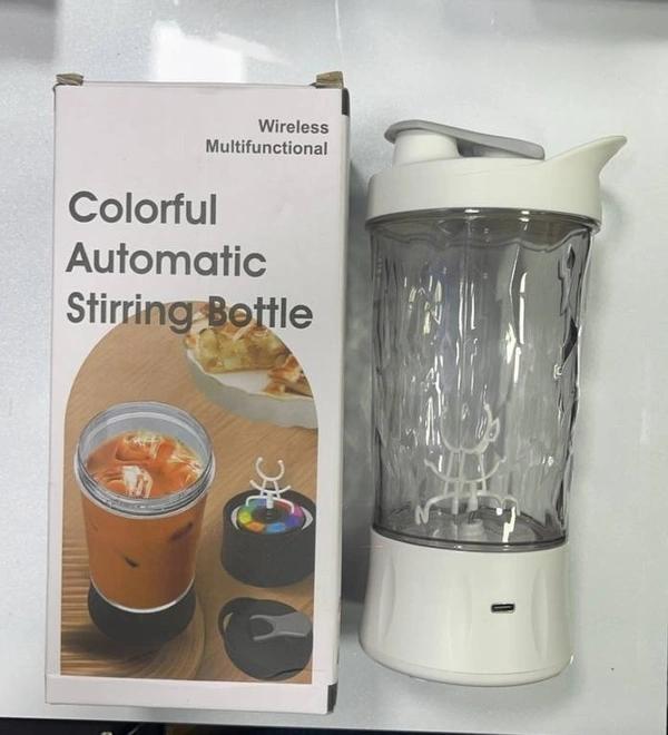 Portable Blender for Smoothies | USB Rechargeable Mini Kitchen Blender thumbnail 1