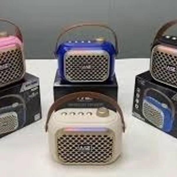 M207 Wireless Speaker | Retro Radio Look with 10W High-Quality Sound