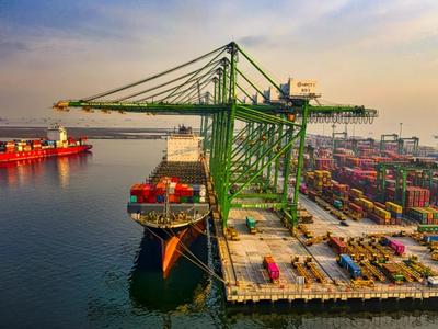 How to Handle Customs Clearance Smoothly