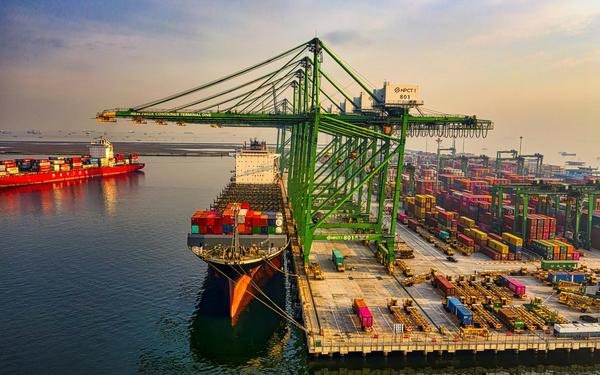 How to Handle Customs Clearance Smoothly