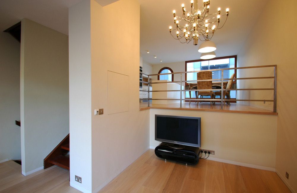 Image of Wallside 2